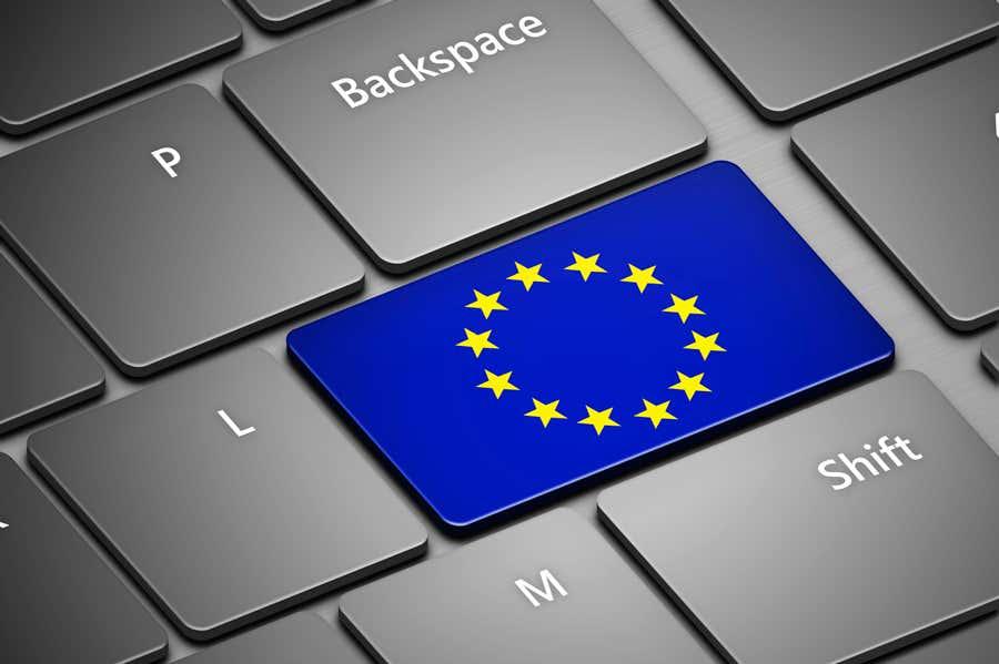 Harmonizing B2C Online Sales of Goods and Digital Content in Europe